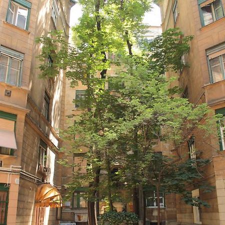 Elvis Guesthouse Budapeşte Dış mekan fotoğraf