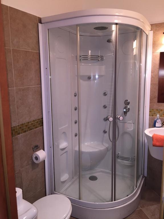 Elvis Guesthouse Budapeşte Dış mekan fotoğraf