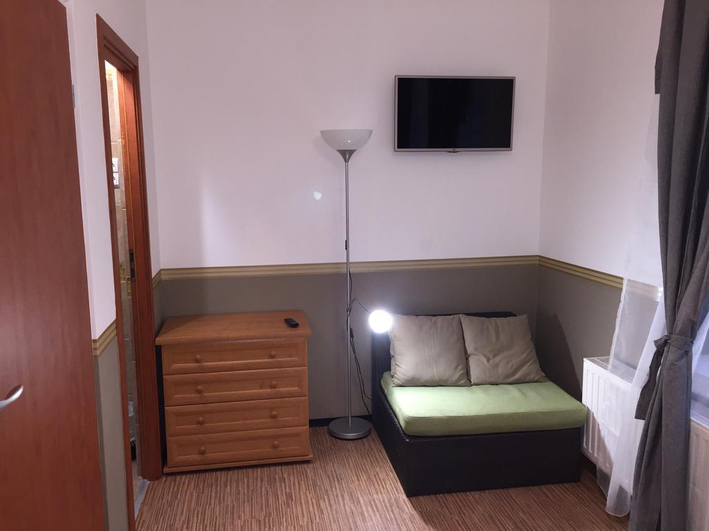 Elvis Guesthouse Budapeşte Dış mekan fotoğraf