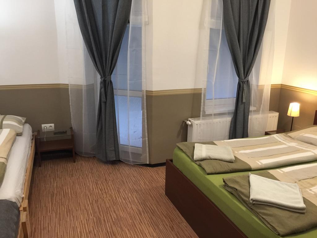 Elvis Guesthouse Budapeşte Dış mekan fotoğraf