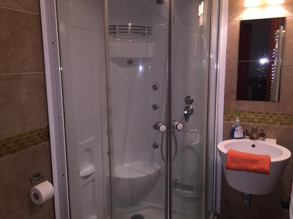 Elvis Guesthouse Budapeşte Dış mekan fotoğraf